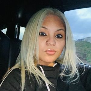 Meet your Posher, Tici